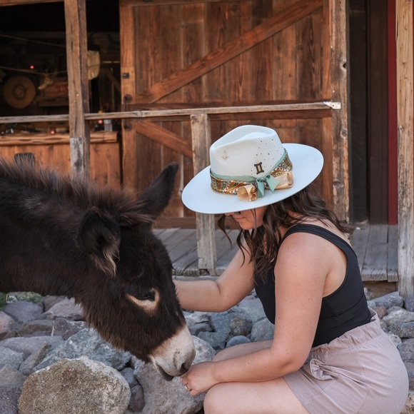 Wyeth by Todd Magill Accessories - Gemini Branded Western Zodiac Hat